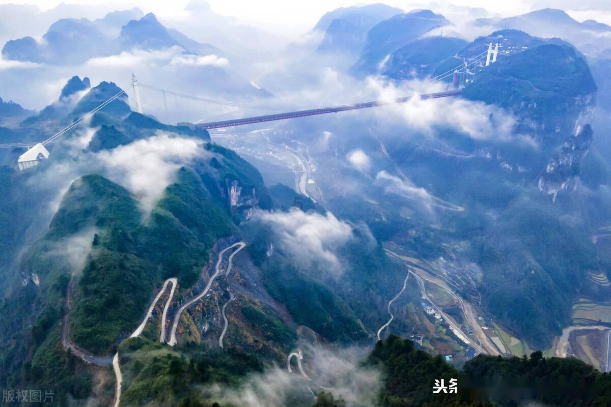 带着对群众的真情“四下基层”